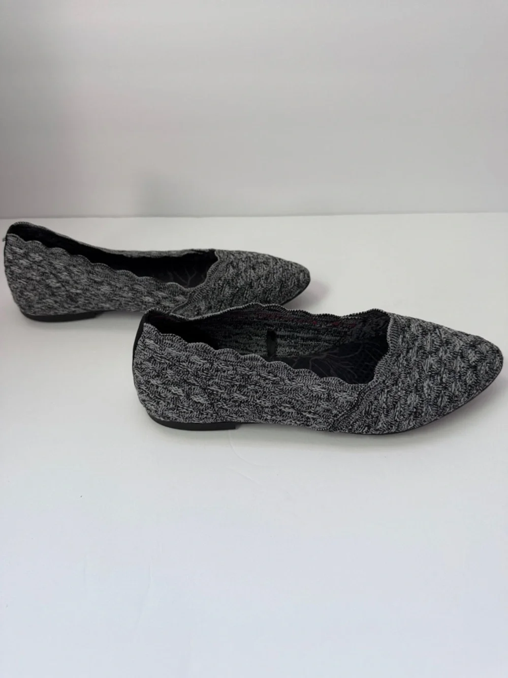 Skechers Air Cooled Memory Foam Slip On Flats Knit Comfort Shoes 6.5‎